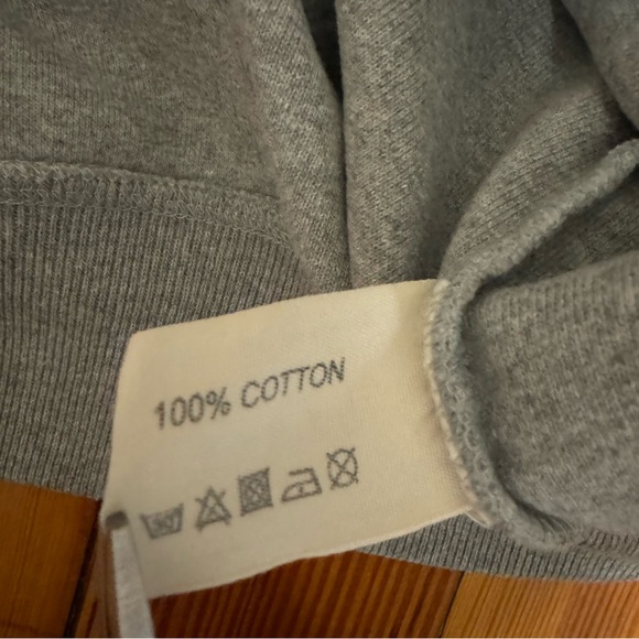 La Paz Cunha Sweatshirt Soft Grey Small - Picture 4 of 9